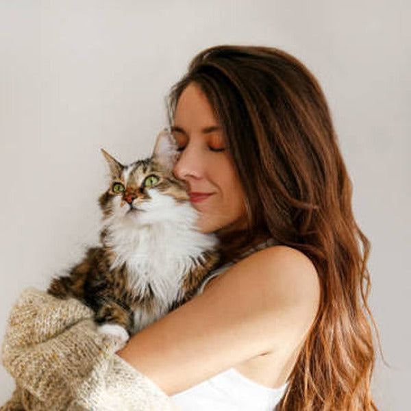 files/joey-review-catmom.jpg